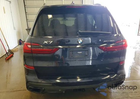 2020 BMW X7 xDrive40I z USA, uszkodzony, nr VIN 5UXCW2C07L9B35433